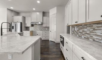 731 County Road 356, Adkins, TX 78101