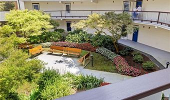 1209 Capella Way S 1209, Newport, RI 02840