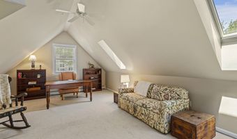 155 Bayside Dr, Belfast, ME 04915