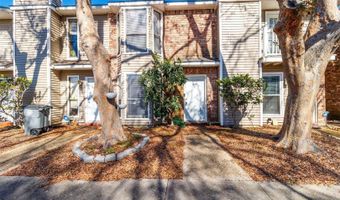 827 E Boyd Dr #C, Baton Rouge, LA 70808
