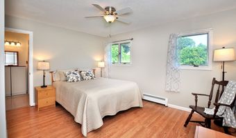 24 Sharon Rd, Bloomfield, CT 06002