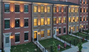 500 SW B St 3, Bentonville, AR 72712