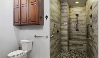 8204 Brownsville Ln, Bethany, OK 73008
