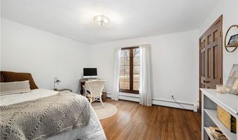 4 Intrepid Ln, Jamestown, RI 02835