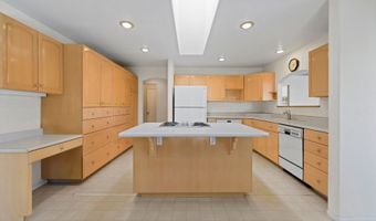 285 WALDORF Pl, Astoria, OR 97103