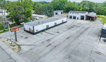 1712 S Wayne Ave, Auburn, IN 46706