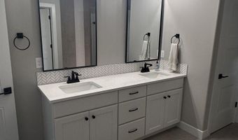 820 E Park Pl, Andover, KS 67002
