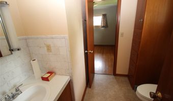 518 SE 2nd St, Ankeny, IA 50021