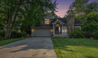 5268 E Woodmeade Ct SE, Ada, MI 49301