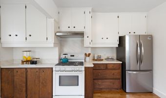 1906 Pacific Ave, Alameda, CA 94501