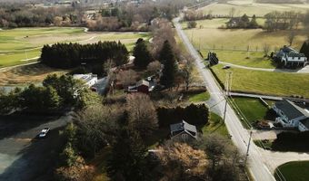 318 Mitchell's Ln, Middletown, RI 02871