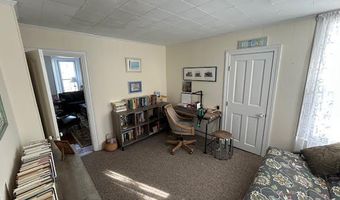 41 Grove St, Belfast, ME 04915