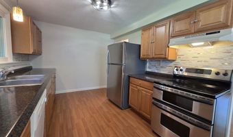 92 Chester Tpke 1St Floor, Auburn, NH 03032