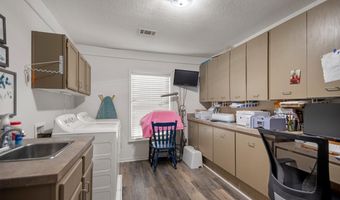 2925 E Snow Ln, Alexander, AR 72002