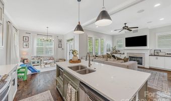 3430 Cosby Pl, Charlotte, NC 28205
