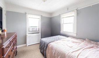 14 Magnolia St, Bergenfield, NJ 07621