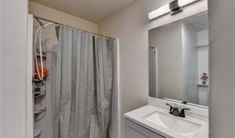 117 Ridge Rd, Berkeley Lake, GA 30096