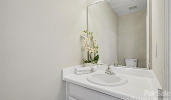 3955 Picasso Ct 15, Charlotte, NC 28205