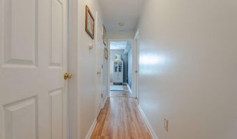 71 Vinton Ave, Cranston, RI 02920