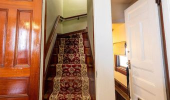 18 Hudson St, Bangor, ME 04401