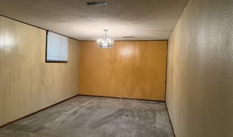 540 S 8th St, Akron, IA 51001