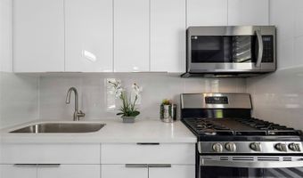 747 Kinau St DH21, Honolulu, HI 96813