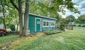 1194 Main St, Andrews, NC 28901
