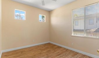 1053 Beacon Bay Dr, Carlsbad, CA 92011