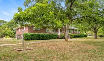 223 Lakewood Ln, Anderson, SC 29625