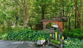 E5401 12TH Road, Algoma, WI 54201