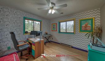 215 44th St N, Cody, WY 82414