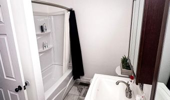 29 Left Fork Bear Track Rd, Beattyville, KY 41311