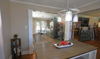 105 George, Abbeville, SC 29620