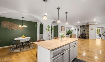 883 Mountain View Rd, Clark Fork, ID 83811