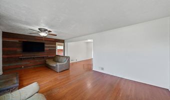 102 Hillcrest Rd, Aurora, IN 47001