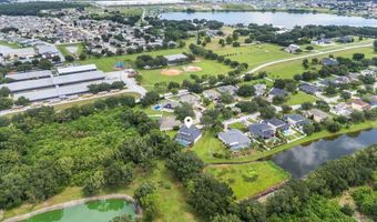 921 CLASSIC VIEW Dr, Auburndale, FL 33823