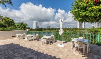 19900 E Country Club Dr PH18, Aventura, FL 33180