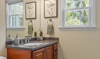 16 Patriots Rd, Acton, MA 01720