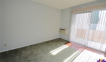 1755 N Berendo St 28, Los Angeles, CA 90027