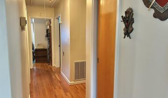 1213 VINE St, Anniston, AL 36207