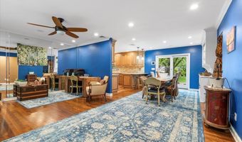 50 Towne St, Amityville, NY 11701