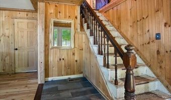 817 Riverside Dr, Augusta, ME 04330