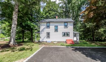 27 Obtuse Rd S, Brookfield, CT 06804