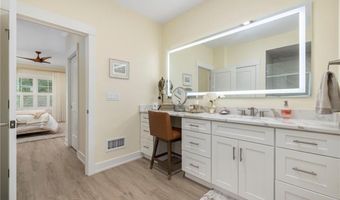70 Tourjee Ln, North Kingstown, RI 02852