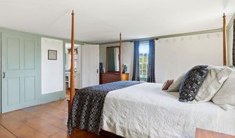 5 Old Manchester Rd, Amherst, NH 03031