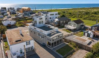 6 MacAlder St, Narragansett, RI 02882