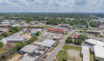 945 Pine Ave, Albany, GA 31701