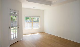 705 Drake St, Bentonville, AR 72712