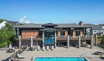 3064 N Spurway Dr, Ann Arbor, MI 48105
