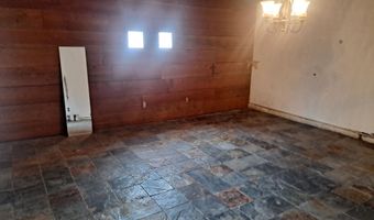 614 N 11th St, Carlsbad, NM 88220